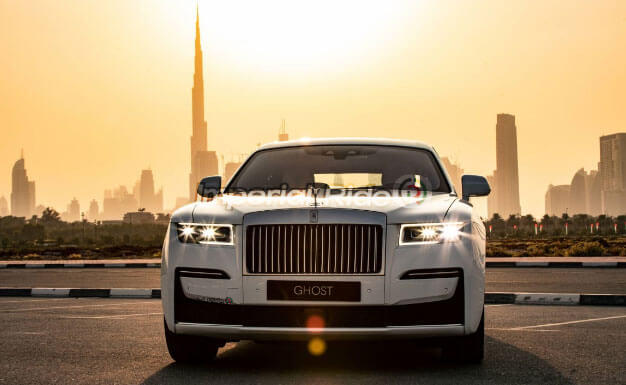 luxury car rental Dubai